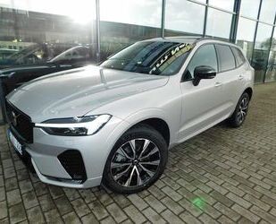 Volvo Volvo XC60 B4 D Plus Dark Standheizung,Glasdach Gebrauchtwagen