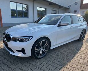 BMW BMW 330 d Leder, Sportsitz, M Lenkrad, NUR 5,99 % Gebrauchtwagen