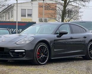 Porsche Porsche Panamera 4 S Parkschaden vorne Gebrauchtwagen