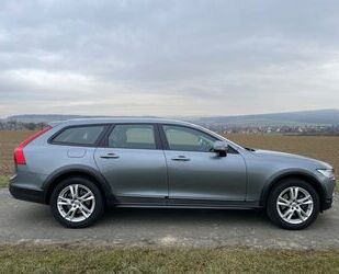 Volvo Volvo V90 Cross Country Modell 2020 D4 AWD Geartro Gebrauchtwagen