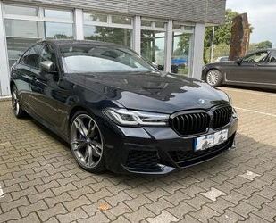 BMW BMW M550i xDrive A -Head Up*Laser*M-Sportfahrwerk* Gebrauchtwagen