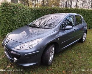 Peugeot Peugeot 307 1.6 Premium, Zahnriemen neu, Allwetter Gebrauchtwagen