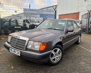 Mercedes-Benz Mercedes-Benz 220 E 124 Automatik 3.Hand Schiebeda Gebrauchtwagen