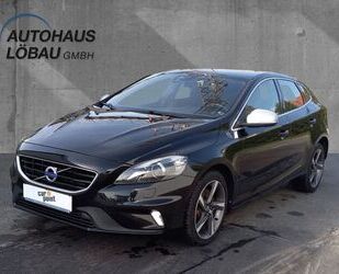 Volvo Volvo V40 Momentum D3 Sportpaket Navi Leder digita Gebrauchtwagen