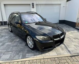 BMW BMW 320d touring - M-Sport, Sportfahrwerk, Navi-Pr Gebrauchtwagen