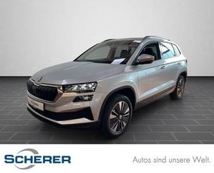 Skoda Skoda Karoq Tour 1.5 TSI DSG LED,RFK,AppleCarpl.17 Gebrauchtwagen