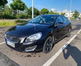 Volvo Volvo S60 D5 AWD Geartronic, Voll. Gebrauchtwagen