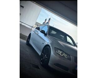 BMW BMW 320i - Gebrauchtwagen