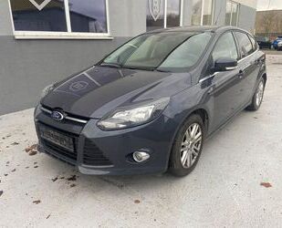 Ford Ford Focus Titanium AHK Navi Kamera Sitzh. Klimaau Gebrauchtwagen