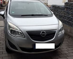 Opel Opel Meriva 1.4 Active Automatik Gebrauchtwagen