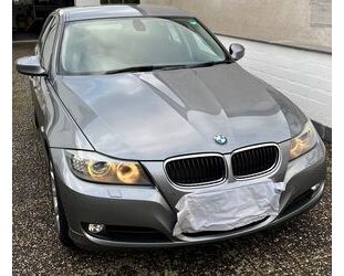 BMW BMW 318i Facelift. Garagenfahrzeug scheckheftgepfl Gebrauchtwagen