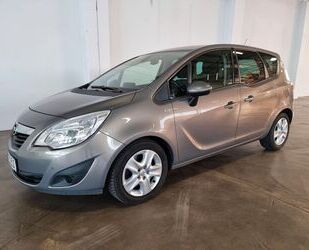 Opel Opel Meriva B Design Edition 1.4 Turbo Gebrauchtwagen