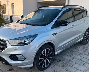 Ford Ford Kuga 1,5 EcoBoost 4x4 129kW ST-Line Automat . Gebrauchtwagen