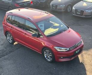 VW Volkswagen Touran 1.5 TSI Active NAVI LED AHK ACC Gebrauchtwagen