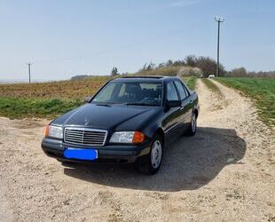 Mercedes-Benz Mercedes-Benz C 180 SPORT Sport Gebrauchtwagen