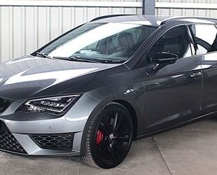 Seat Seat Leon ST Cupra 290 LED Autom. PDC NAVI Kamera Gebrauchtwagen