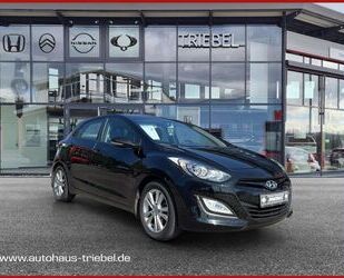 Hyundai Hyundai i30 FIFA World Cup Edition 1.4 °Navi°RFK°S Gebrauchtwagen