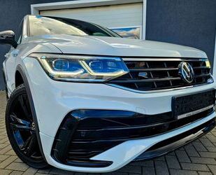 VW Volkswagen Tiguan 4 MOTION R-LINE*BLACK STYLE*PANO Gebrauchtwagen