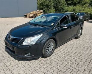 Toyota Toyota Avensis Edition 1.8 *NAVI*KLIMA* NR. 2337 Gebrauchtwagen