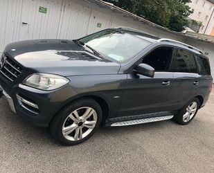 Mercedes-Benz Mercedes-Benz ML 350 CDI*SPORTPAKET*LUFTFEDER*19 Z Gebrauchtwagen