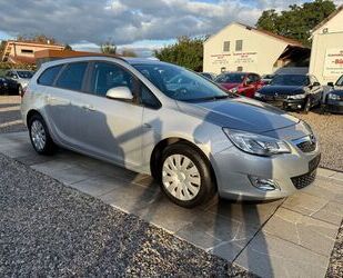 Opel Opel Astra J Sports Tourer Design Edition Sportpak Gebrauchtwagen