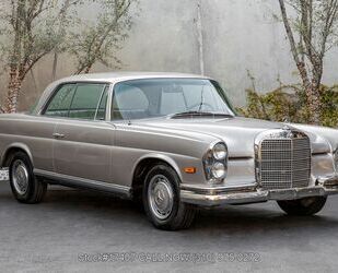 Mercedes-Benz Mercedes-Benz 280SE Sunroof Coupe Gebrauchtwagen