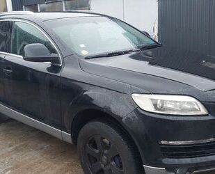 Audi Audi Q7 3l v6 4x4 euro4 leder klima ahk 7sitzer Gebrauchtwagen