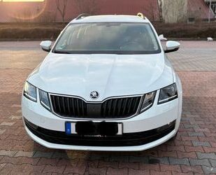 Skoda Skoda Octavia 1.6 TDI *AUTOMATIK**LED SCHEINWERFER Gebrauchtwagen