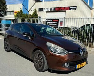 Renault Renault Clio Estate 0.9 TCe Dynamique Pano/Led/Cli Gebrauchtwagen