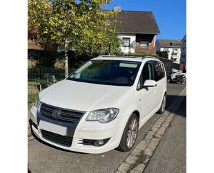 VW Volkswagen Touran 2.0 TDI DPF R-Line *Navi *Schieb Gebrauchtwagen