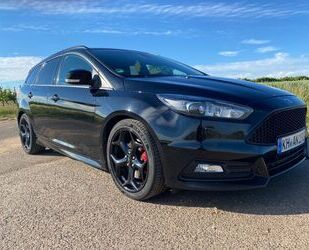 Ford Ford Focus 2,0TDCi ST PowerShift Turnier ST Gebrauchtwagen