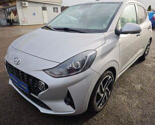 Hyundai Hyundai i10 1.0 KAT Edition 30+ NAVI RFK SZH UVM Gebrauchtwagen