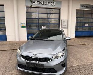 Kia Kia Ceed SW M-Hybrid 1.6 CRDI Platinum 17