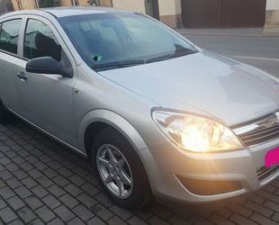 Opel Opel Astra 1.4l TÜV 12/26, Garagenfahrzeug Gebrauchtwagen