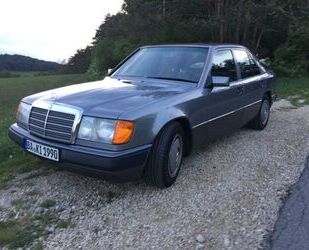 Mercedes-Benz Mercedes-Benz E 230 Oldtimer Oldtimer