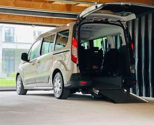 Ford Ford Grand Tourneo Automatik Behindertengerecht-Ra Gebrauchtwagen