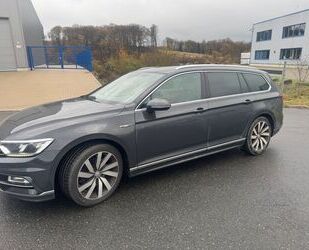 VW Volkswagen Passat 2.0 TDI SCR 140kW DSG 4MOTION Hi Gebrauchtwagen