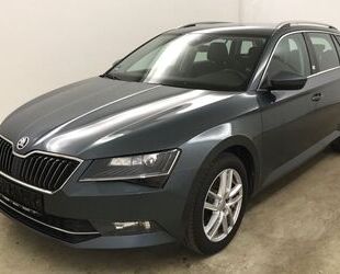 Skoda Skoda Superb Combi 2.0 TDI Style DSG AHK Navi Xeno Gebrauchtwagen