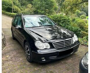 Mercedes-Benz Mercedes-Benz C 200 KOMPRESSOR T AVANTGARDE Autom Gebrauchtwagen