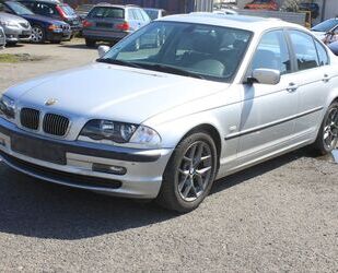 BMW BMW 320 Baureihe 3 Lim. 320i Gebrauchtwagen