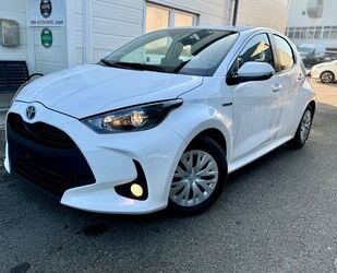 Toyota Toyota Yaris 1.5-l-VVT-i Hybrid Navi Spurhalteassi Gebrauchtwagen