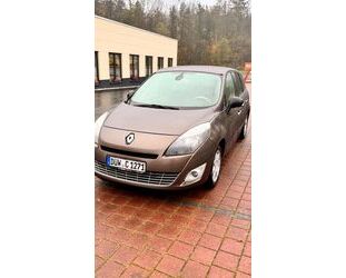 Renault Renault Grand Scenic Luxe dCi 130 Luxe Gebrauchtwagen