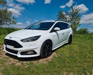 Ford Ford Focus 2,0 EB ST Leder-Sport-Paket Turnier ST Gebrauchtwagen