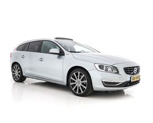 Volvo Volvo V60 2.4 D6 AWD Twin motor Momentum Aut. *PAN Gebrauchtwagen