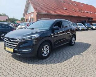 Hyundai Hyundai Tucson blue Classic 2WD Navi,RFK,ALU,GJR,B Gebrauchtwagen