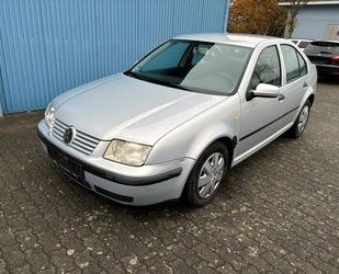 VW Volkswagen Bora 1.6 Basis Gebrauchtwagen