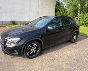 Mercedes-Benz Mercedes-Benz GLA 220 d 4MATIC DCT PEAK Edition PE Gebrauchtwagen