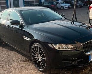 Jaguar Jaguar XE 20d 180PS Pure Automatik Pure Gebrauchtwagen