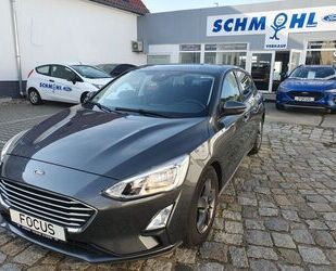 Ford Ford Focus Lim. Trend NAVI WiPaket Allwetterreif Gebrauchtwagen