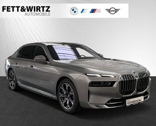 BMW BMW 750e xDrive SkyLounge|TV-Fond-Entertainment Gebrauchtwagen